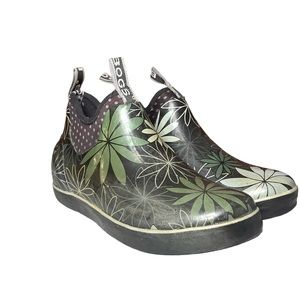 Bogs Green and Black Winter Rain Boots